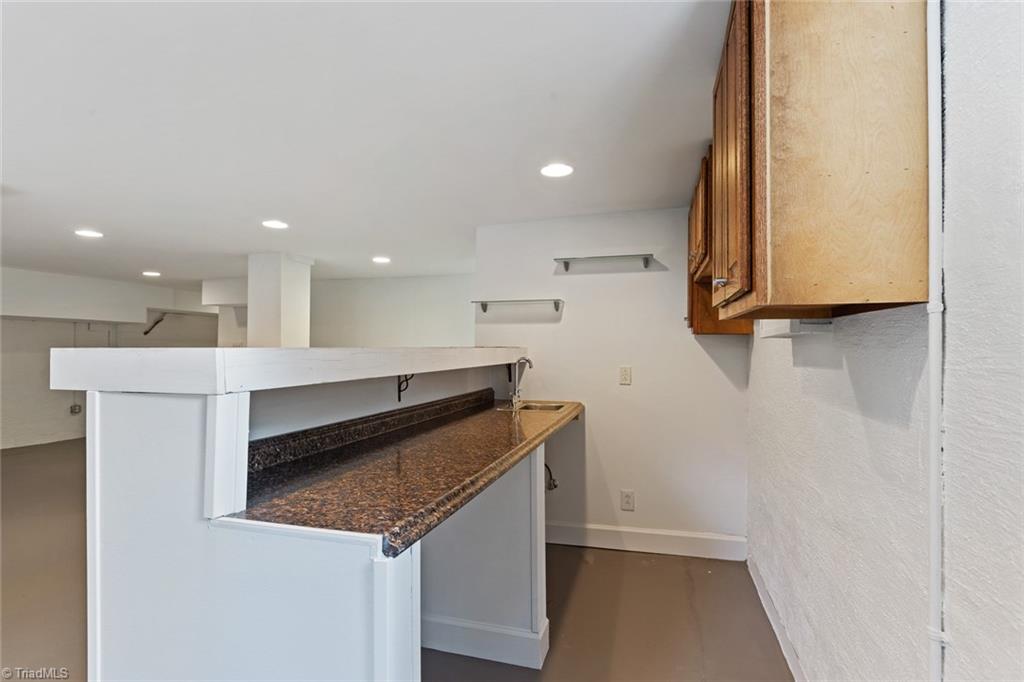 1546 Reynolda Road Winston-Salem, NC 27104 - Photo 22 of 28 Gallery Image 22
