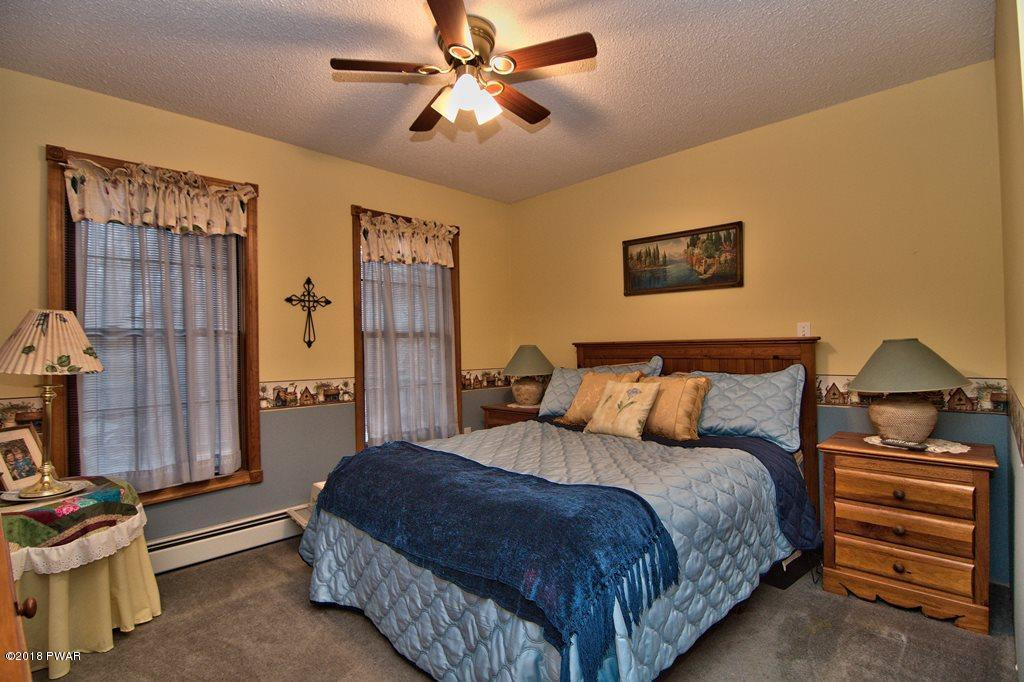 422 Boneridge Road Hawley, PA 18428 - Photo 15 of 69