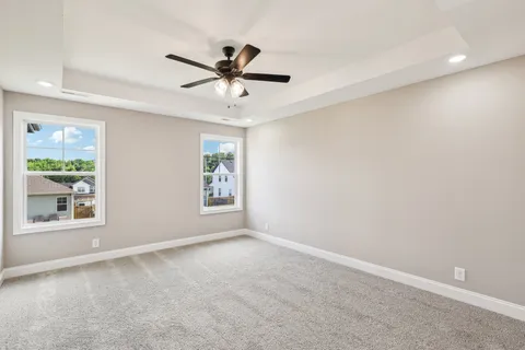 $447,400 | 352 Cardinal Creek Drive, Clarksville, TN 37040