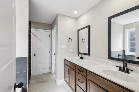 $447,400 | 352 Cardinal Creek Drive, Clarksville, TN 37040