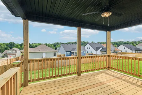 $447,400 | 352 Cardinal Creek Drive, Clarksville, TN 37040