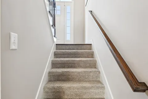 $447,400 | 352 Cardinal Creek Drive, Clarksville, TN 37040