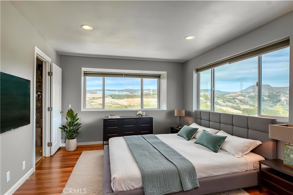 45050 Camaron Road Temecula, CA 92590 - Photo 13 of 32 Bedroom 2 Upstairs *some photos may be virtually staged*