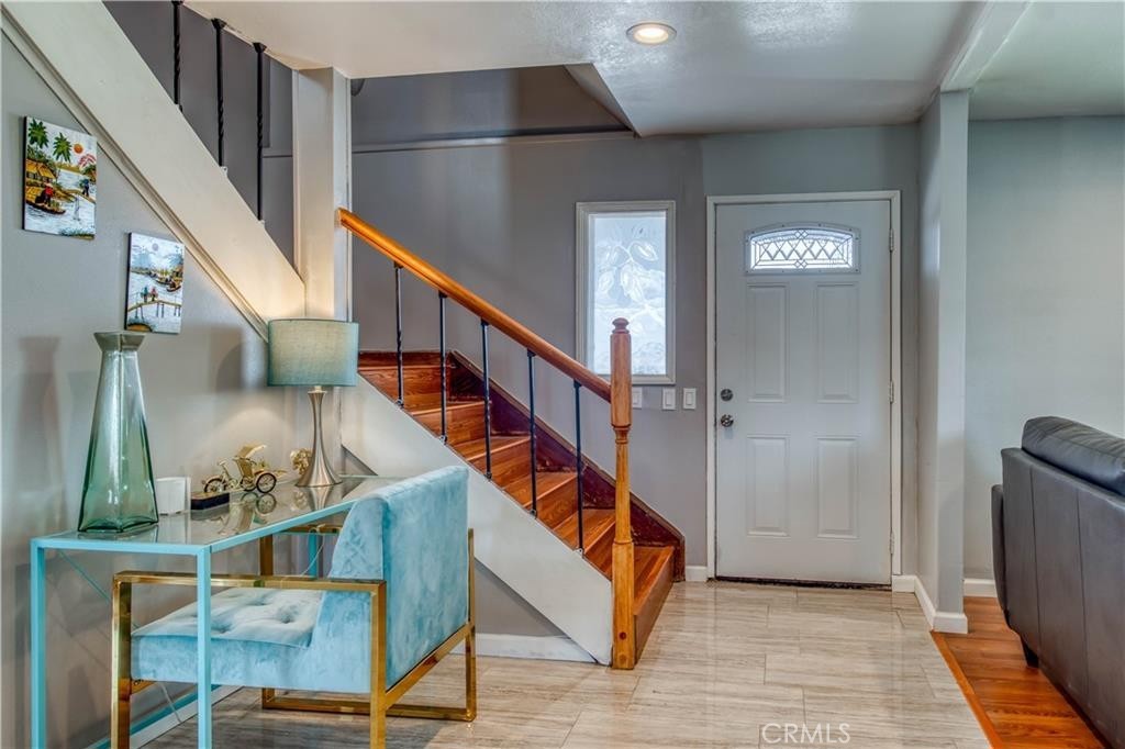 45050 Camaron Road Temecula, CA 92590 - Photo 5 of 32