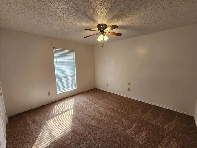 a view of empty room with window