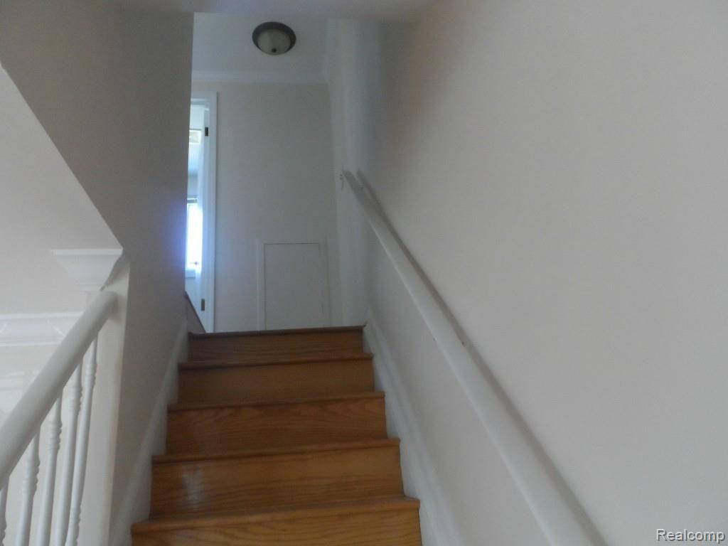 45591 Ledgewood Street, Unit 9 Macomb, MI 48044 - Photo 9 of 14