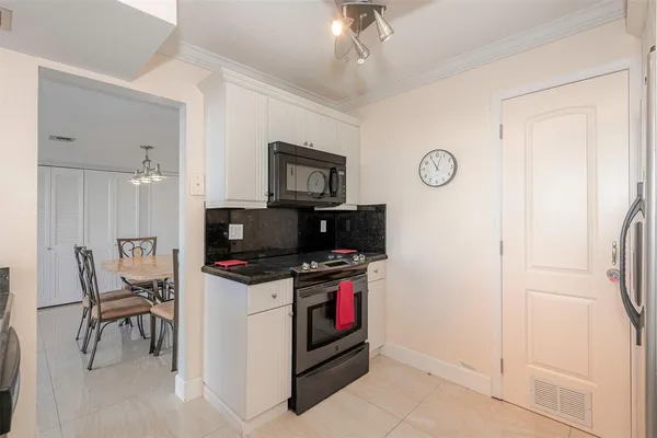 $2,680 | 2017 South Ocean Drive, Unit 307, Hallandale Beach, FL 33009