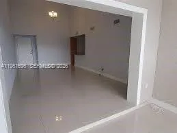 $2,500 | 9417 Fontainebleau Boulevard, Unit 214, Miami, FL 33172