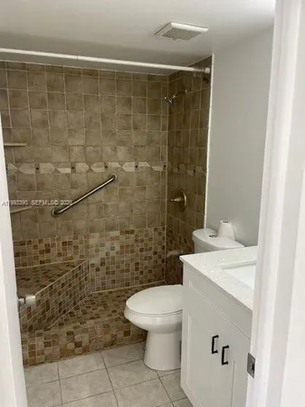 $2,000 | 4709 Northwest 7th Street, Unit 4089, Miami, FL 33126