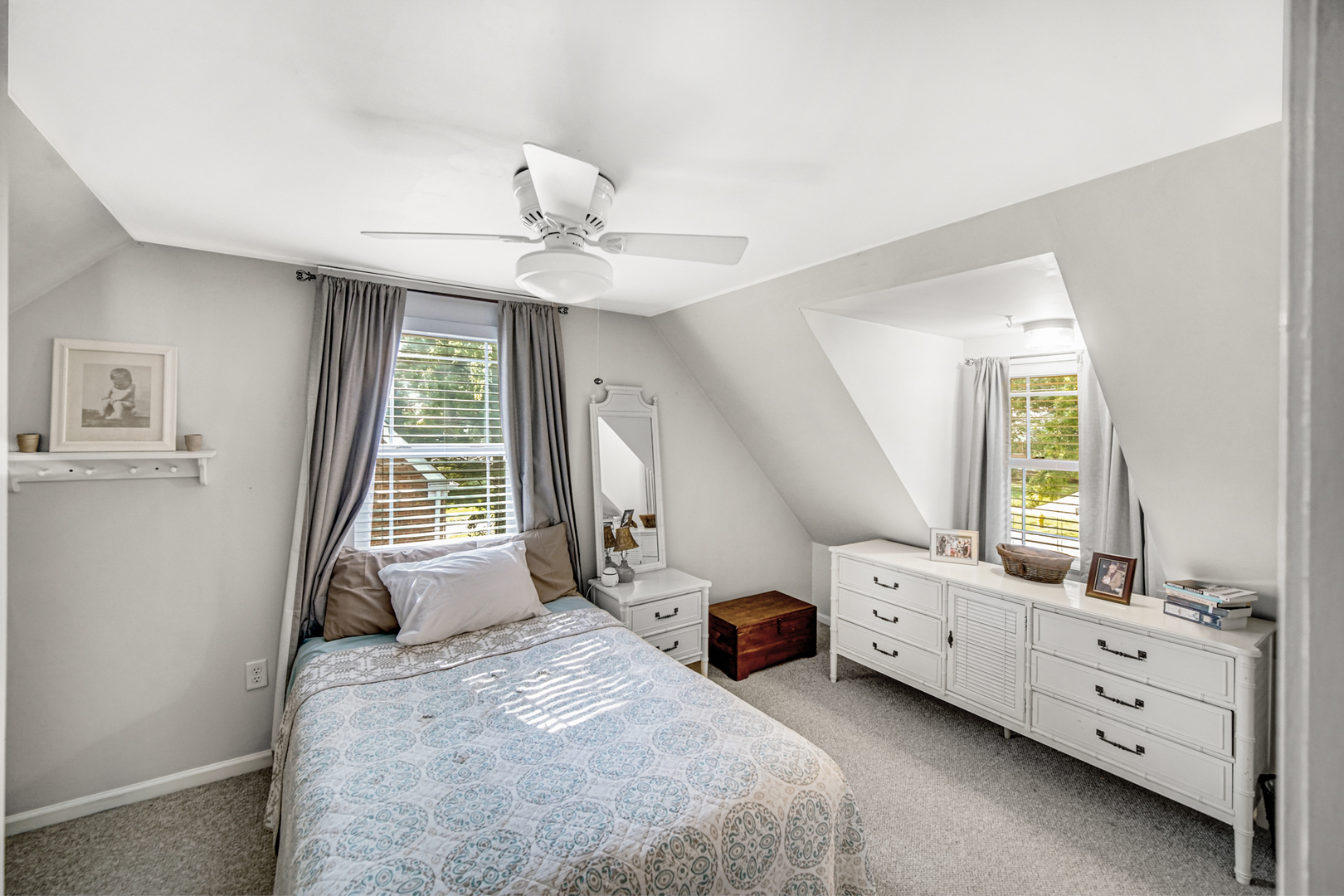 1308 Manchester Road Wheaton, IL 60187 - Photo 20 of 30 a spacious bedroom with two beds and a window