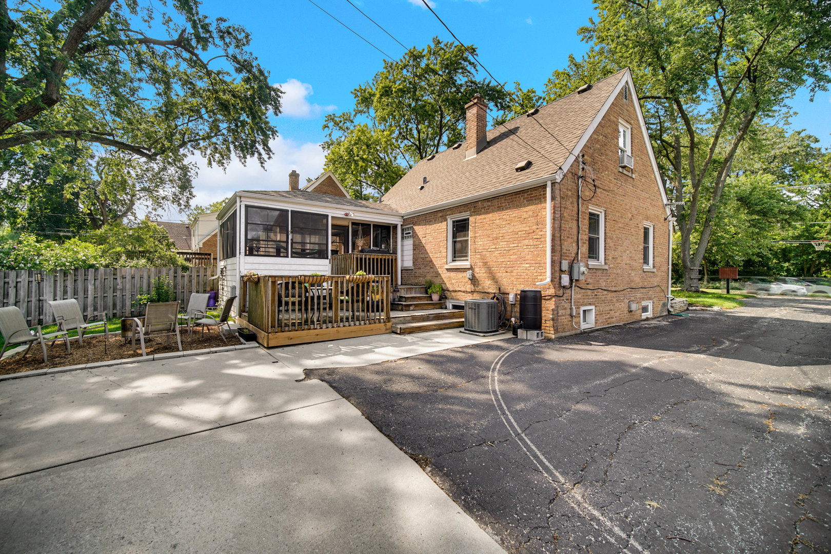 1308 Manchester Road Wheaton, IL 60187 - Photo 27 of 30 a view of a house with a patio