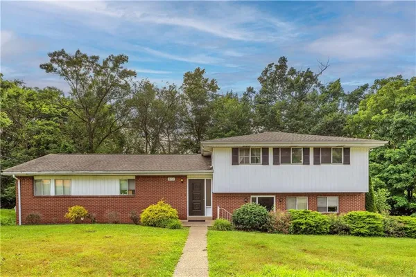 $340,000 | 616 Woodburn Lane, Greensburg, PA 15601