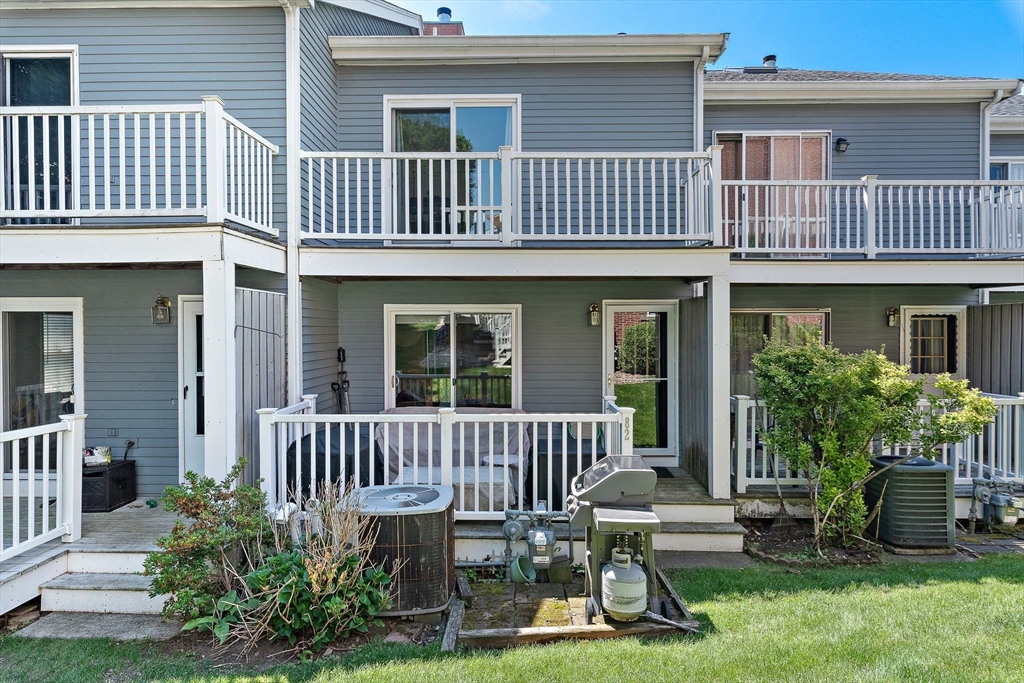 82 Captains Row, Unit 82 Chelsea, MA 02150 - Photo 21 of 22 Gallery Image 21