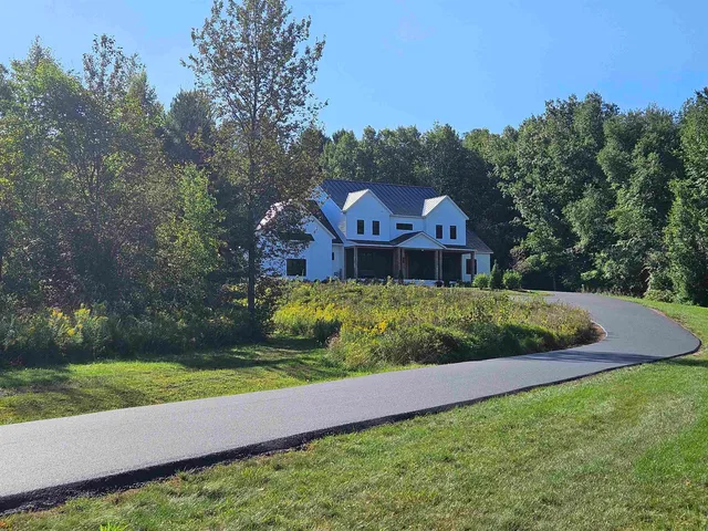$1,625,000 | 128 Caroline Court, Williston, VT 05495