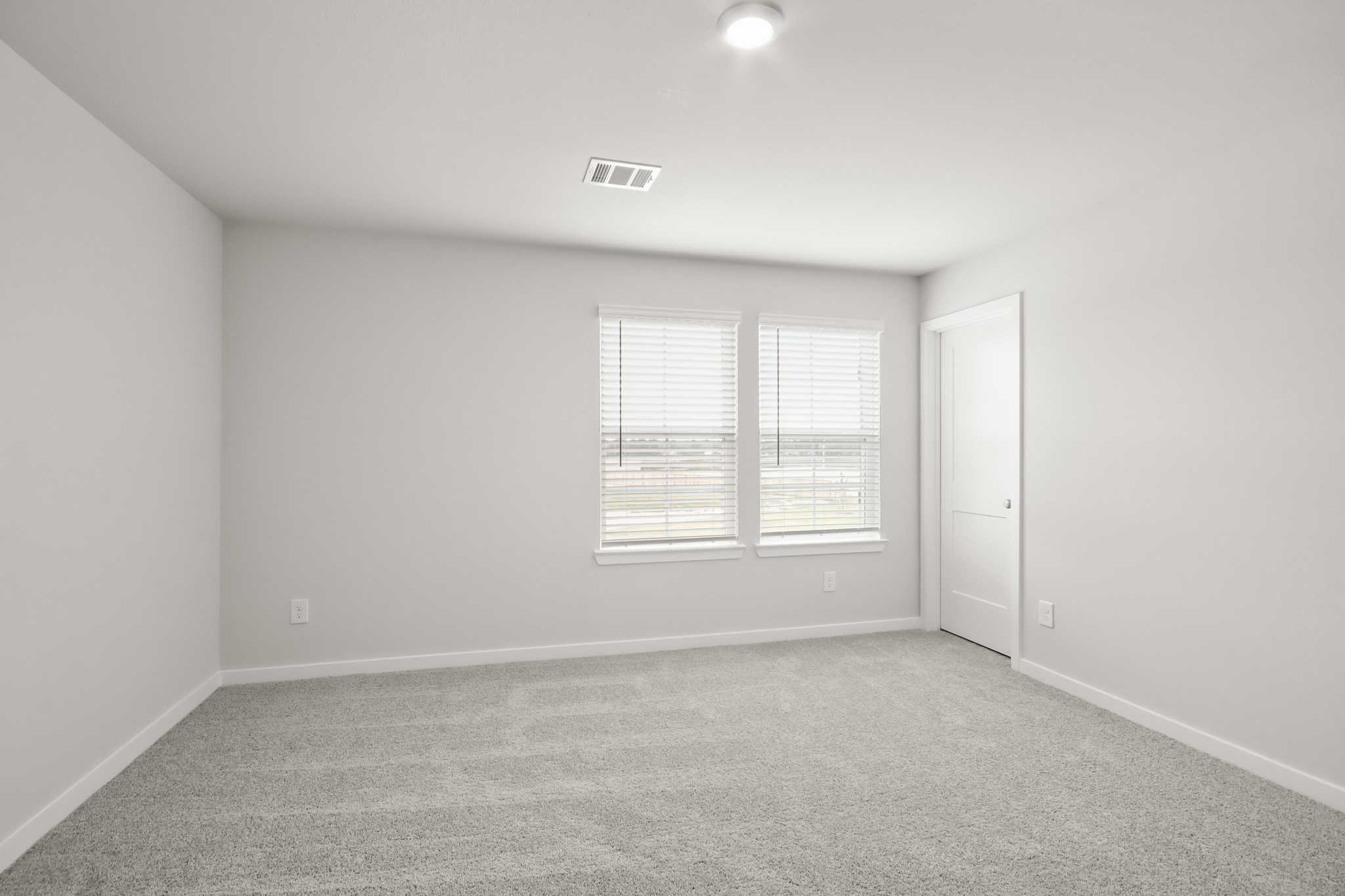 513 Wax Myrtle Way Hockley, TX 77447 - Photo 17 of 29 an empty room with a window