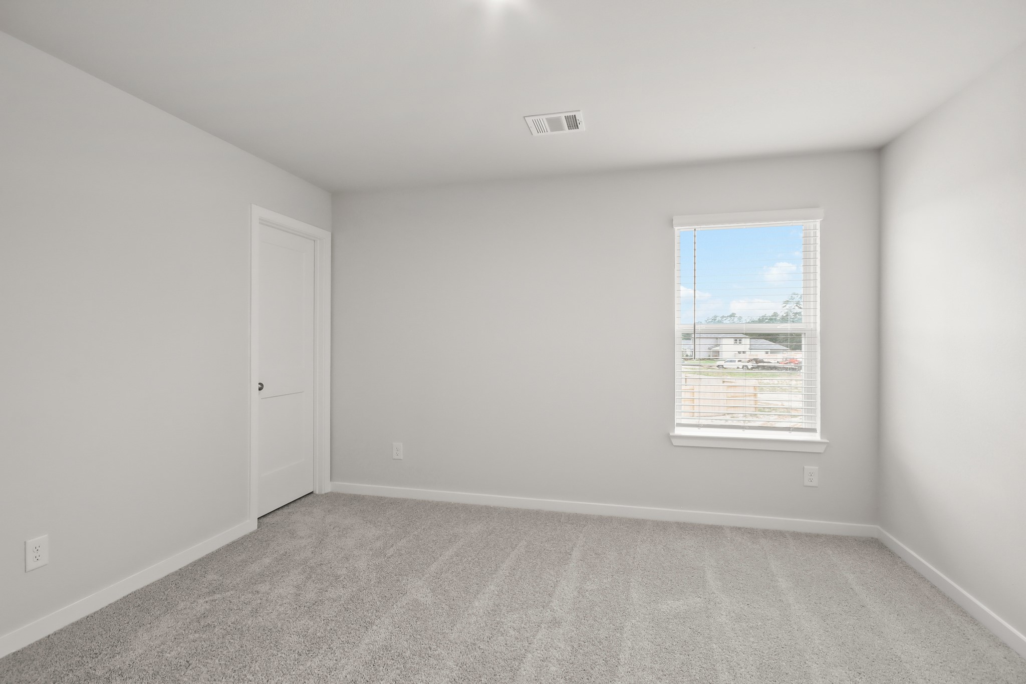 513 Wax Myrtle Way Hockley, TX 77447 - Photo 20 of 29 an empty room with a window