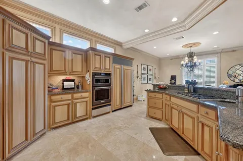 $679,000 | 4627 Collinwood Avenue, Fort Worth, TX 76107