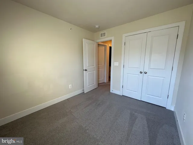 $3,500 | 161 Green Poplar Lane, Clarksburg, MD 20871