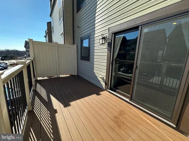 $3,500 | 161 Green Poplar Lane, Clarksburg, MD 20871