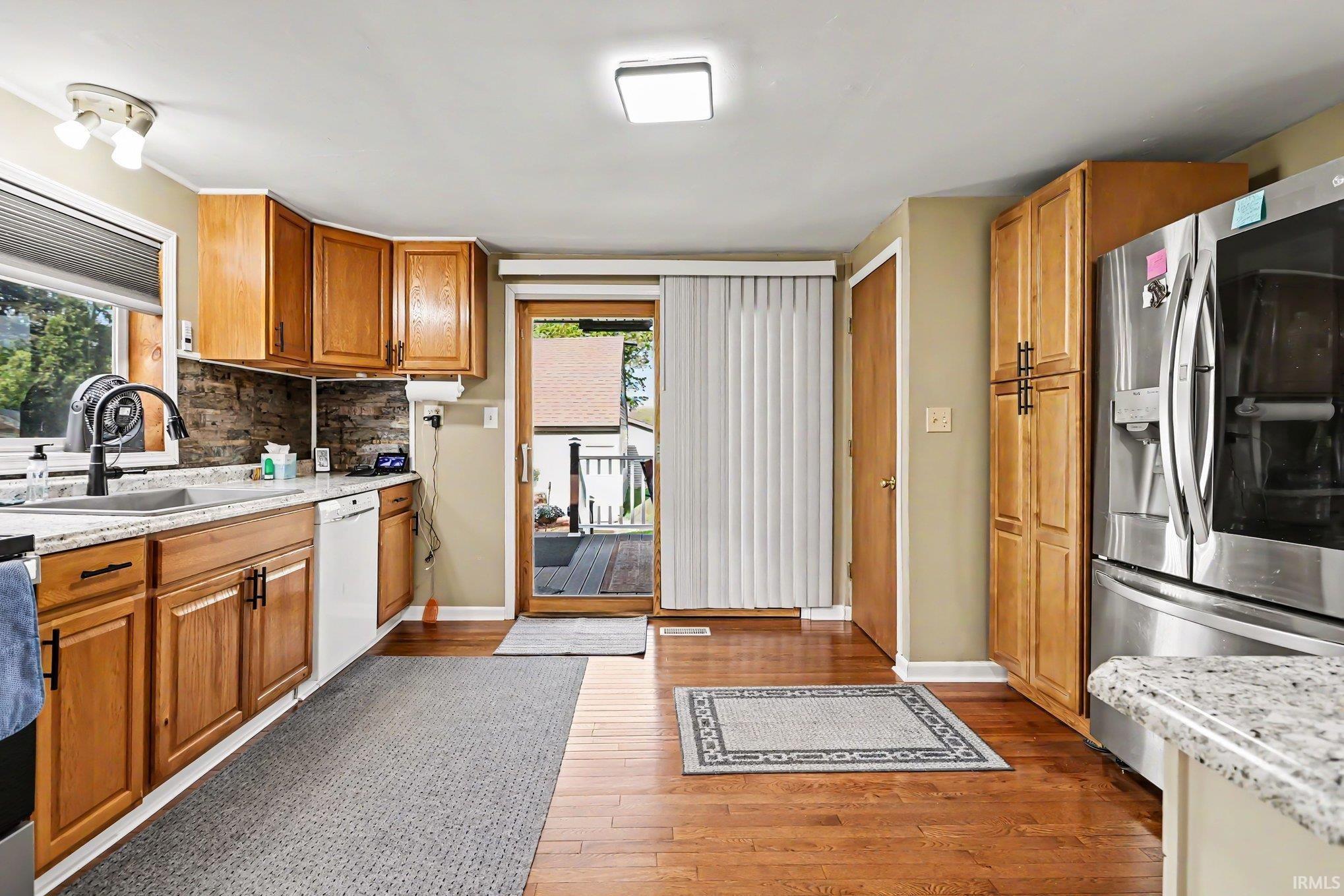 51837 Mayflower Road South Bend, IN 46628 - Photo 24 of 36