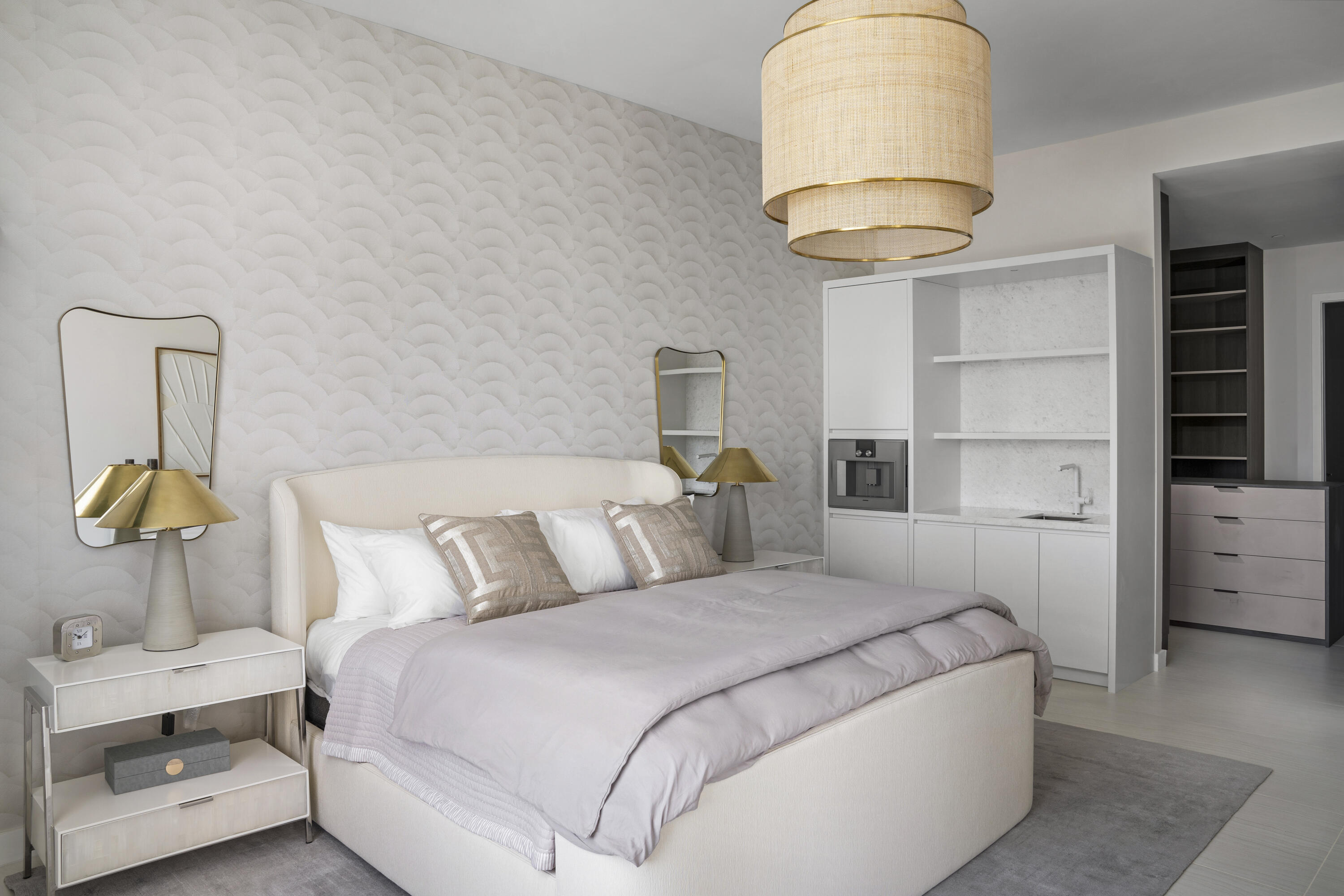 220 Southeast Mizner Boulevard, Unit PH10 Boca Raton, FL 33432 - Photo 8 of 24 DSC08078