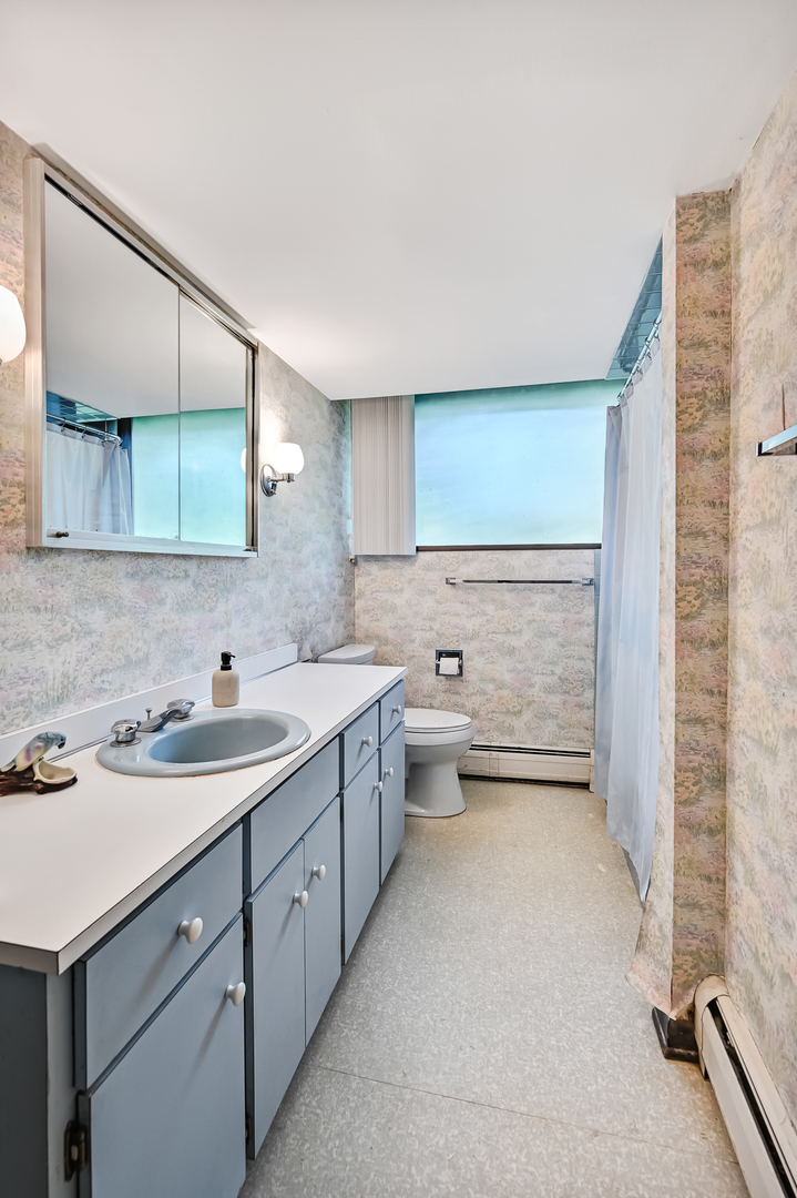 16W340 97th Street Burr Ridge, IL 60527 - Photo 20 of 34