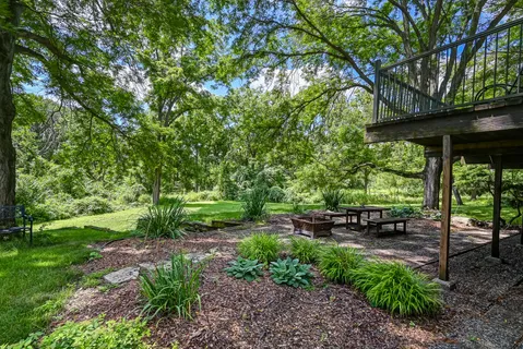 $1,347,000 | 16W340 97th Street, Burr Ridge, IL 60527