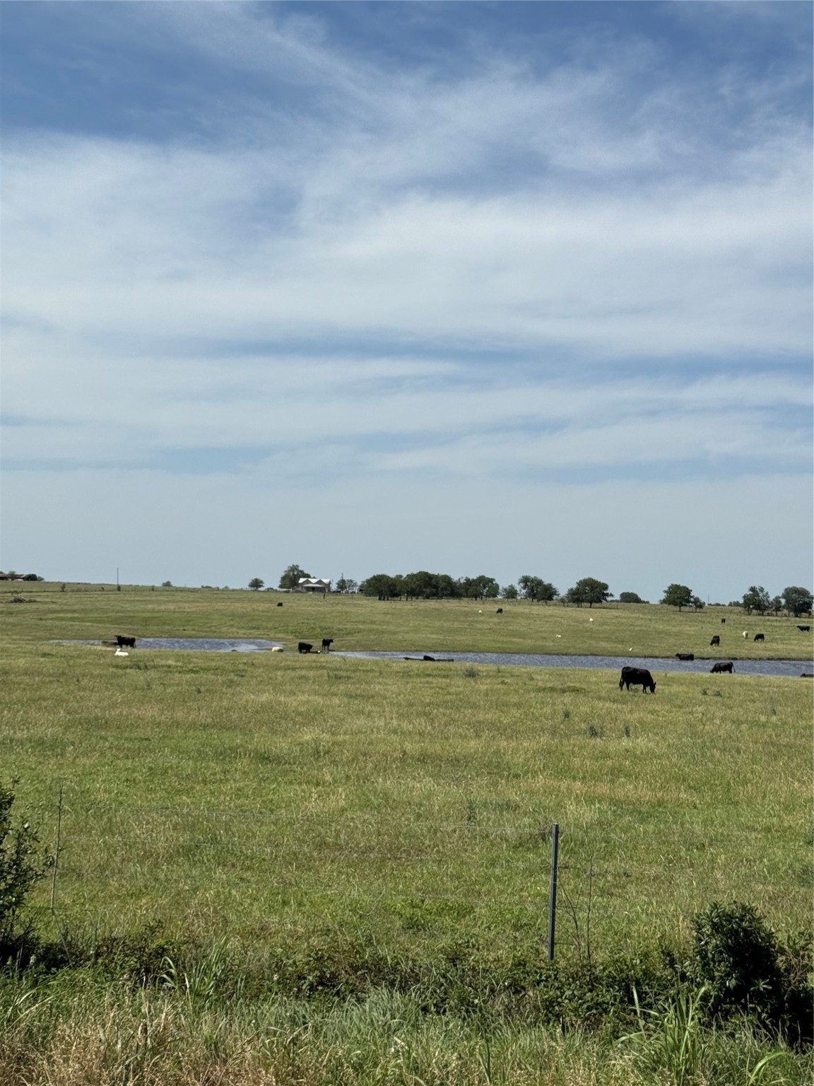 2 1011 Fm 956 Road Schulenburg, TX 78956 - Photo 13 of 14 a view of an ocean and mountain