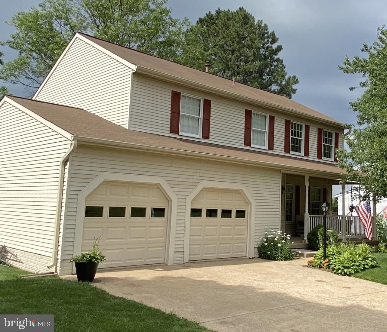 1911 East Beech Road Sterling, VA 20164 - Photo 1 of 31 The WOW factor! Welcome home.