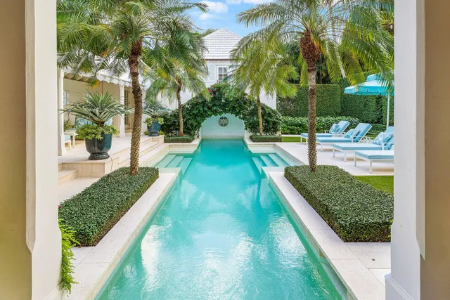 $17,750,000 | 242 Tangier Avenue, Palm Beach, FL 33480