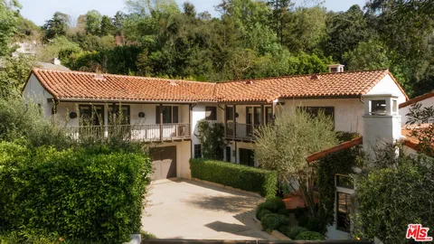 $8,000,000 | 1046 North Norman Place, Los Angeles, CA 90049