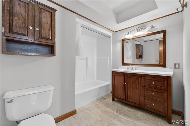 $349,900 | 6 Castle Drive, Florissant, MO 63034