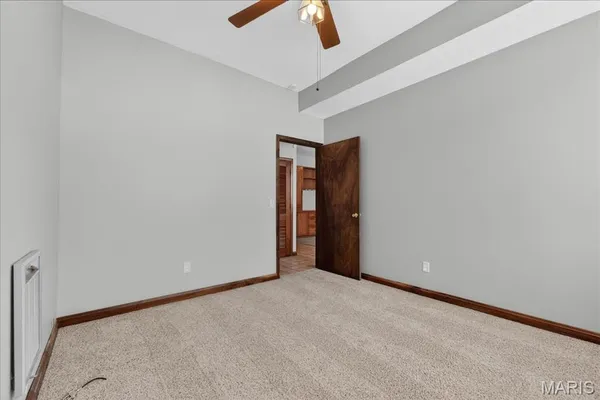 $349,900 | 6 Castle Drive, Florissant, MO 63034