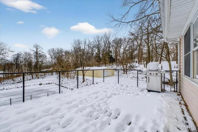 $349,900 | 6 Castle Drive, Florissant, MO 63034