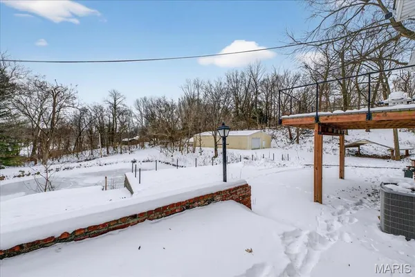 $349,900 | 6 Castle Drive, Florissant, MO 63034