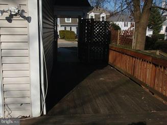 5992 Powell's Landing Road Burke, VA 22015 - Photo 3 of 11 Deck