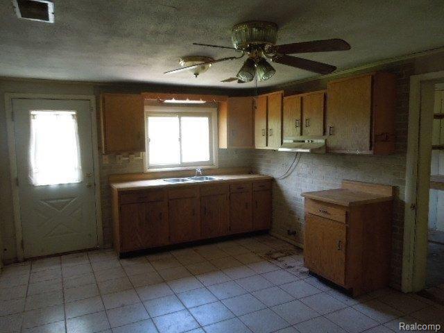 18236 Savage Road Belleville, MI 48111 - Photo 13 of 18 iug 105.jpg