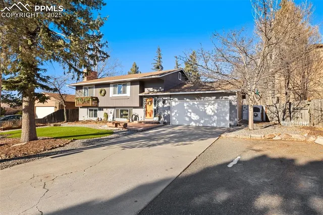 $489,900 | 4880 Artistic Circle, Colorado Springs, CO 80917