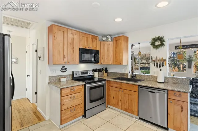 $489,900 | 4880 Artistic Circle, Colorado Springs, CO 80917