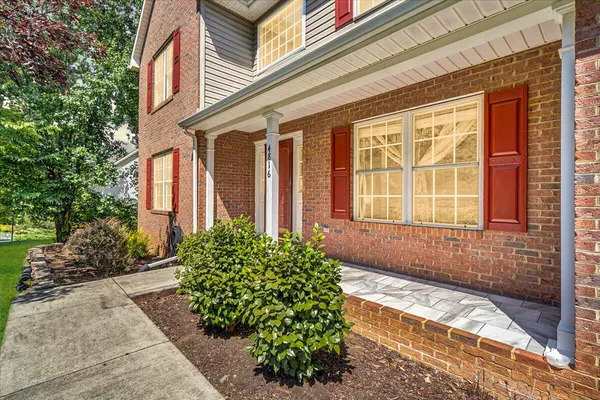 $549,999 | 4816 Hickory Hill Drive, Roanoke, VA 24018