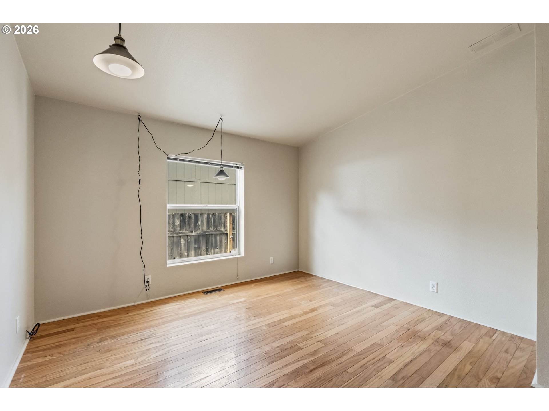 1281 South 57th Place Springfield, OR 97478 - Photo 14 of 37
