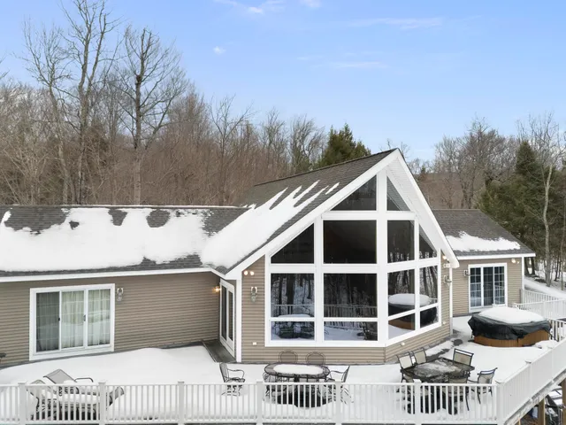 $950,000 | 1 Tom's Cabin Road, West Dover, VT 05356