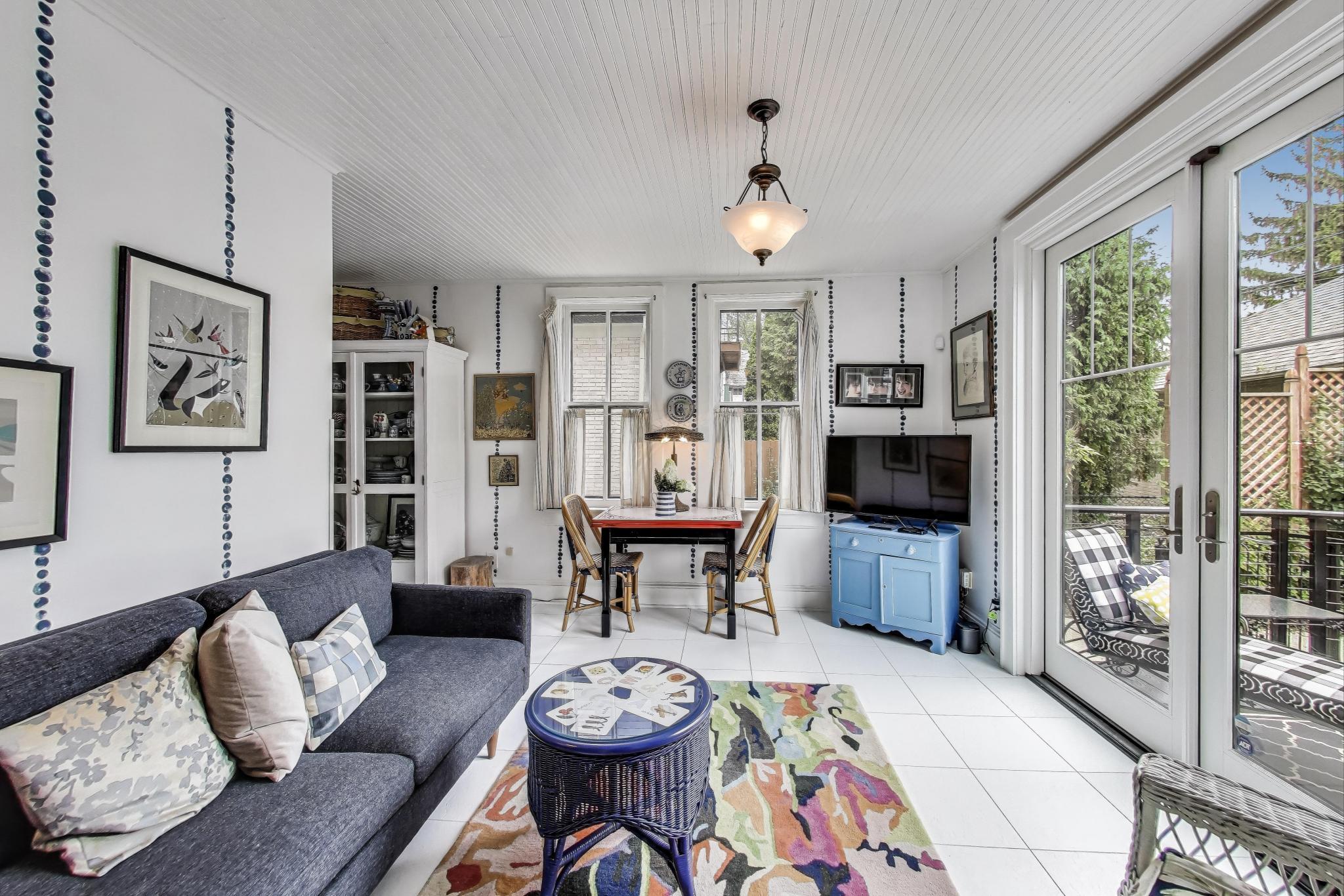 1228 Main Street Racine, WI 53403 - Photo 10 of 30 9 Family Room