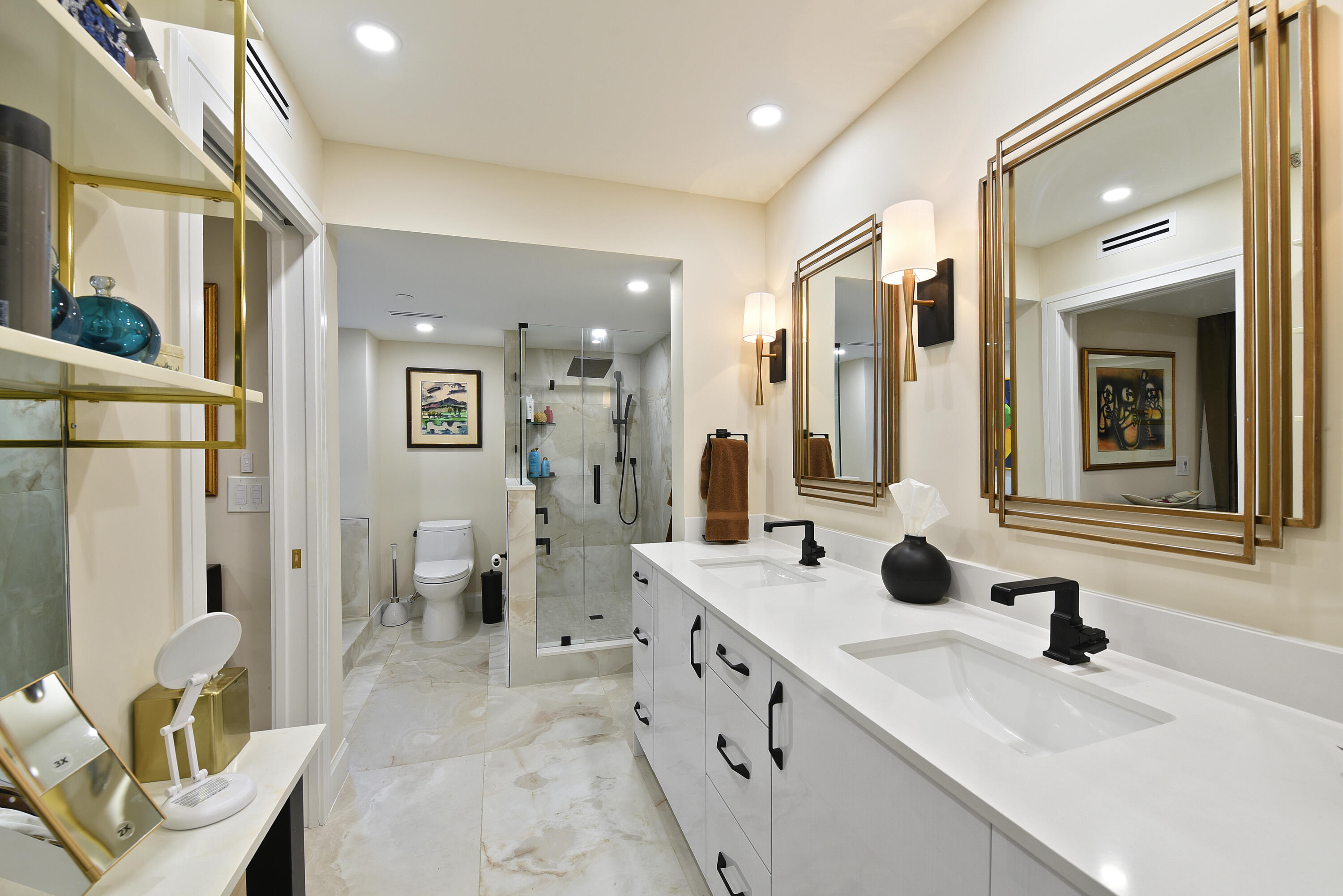 100 Southeast 5th Avenue, Unit 306 Boca Raton, FL 33432 - Photo 15 of 45 Main Bathroom