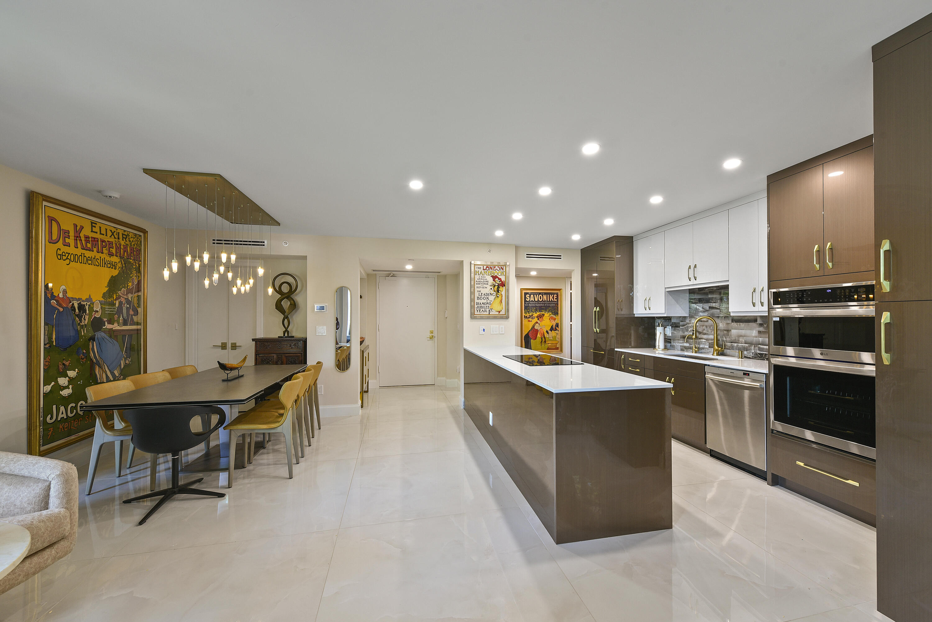 100 Southeast 5th Avenue, Unit 306 Boca Raton, FL 33432 - Photo 6 of 45 Kitchen