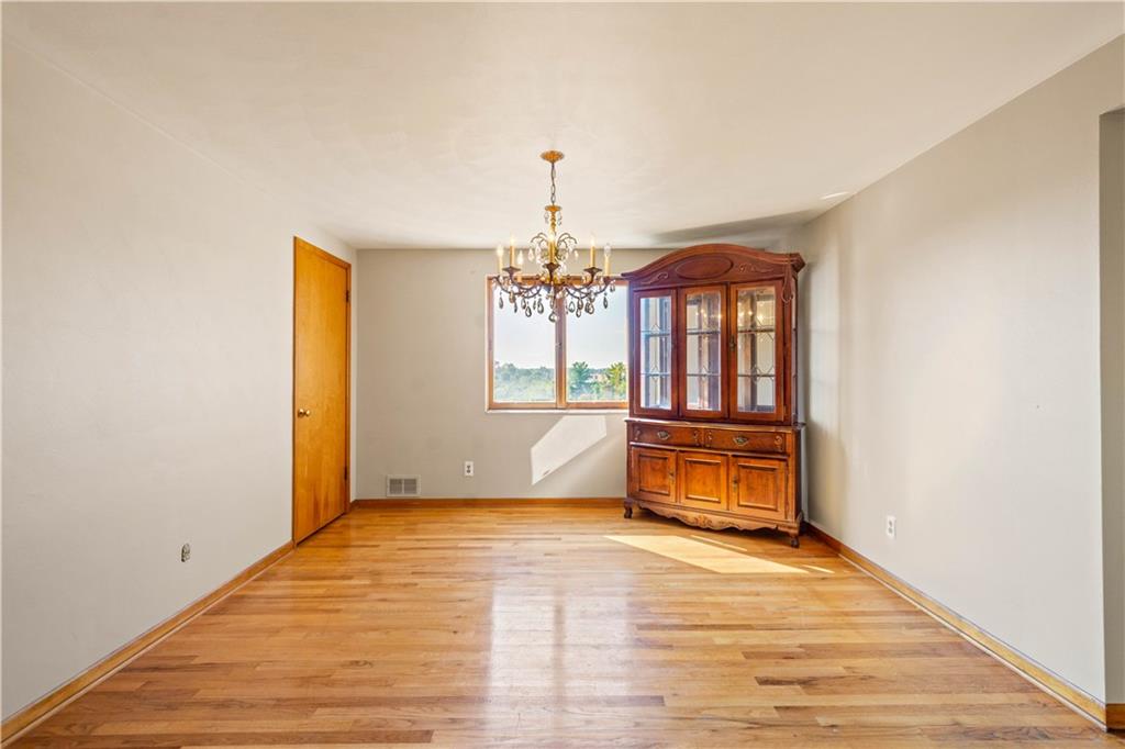 126 Hornaday Road Pittsburgh, PA 15210 - Photo 8 of 21 Gallery Image 8
