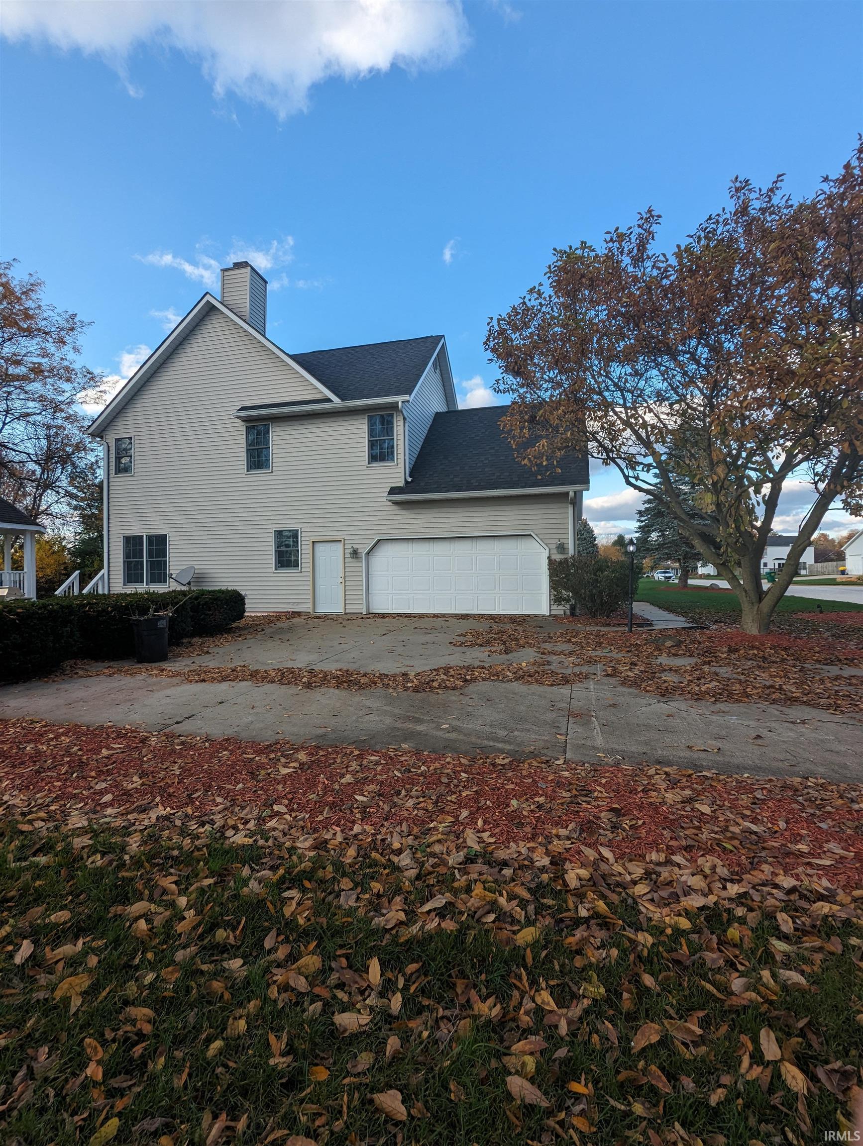 61679 Brompton Road South Bend, IN 46614 - Photo 3 of 36