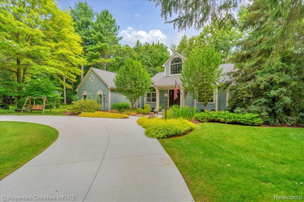 3070 Stanton Road Oxford, MI 48371 - Photo 2 of 41
