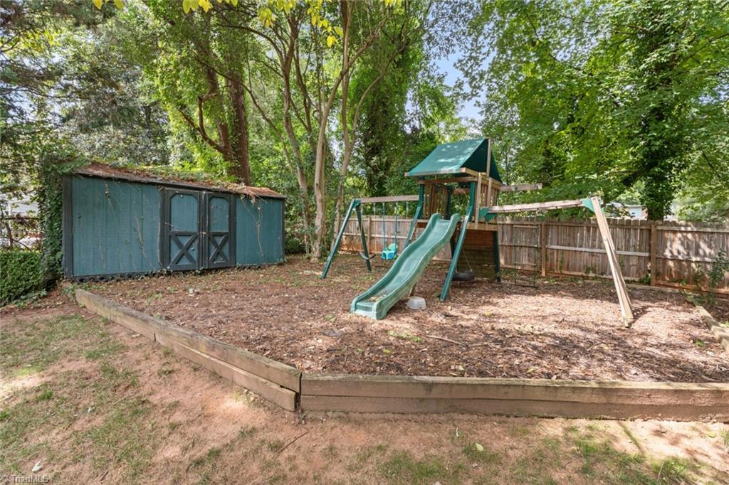 2727 Spring Garden Road Winston-Salem, NC 27106 - Photo 36 of 38 Gallery Image 36
