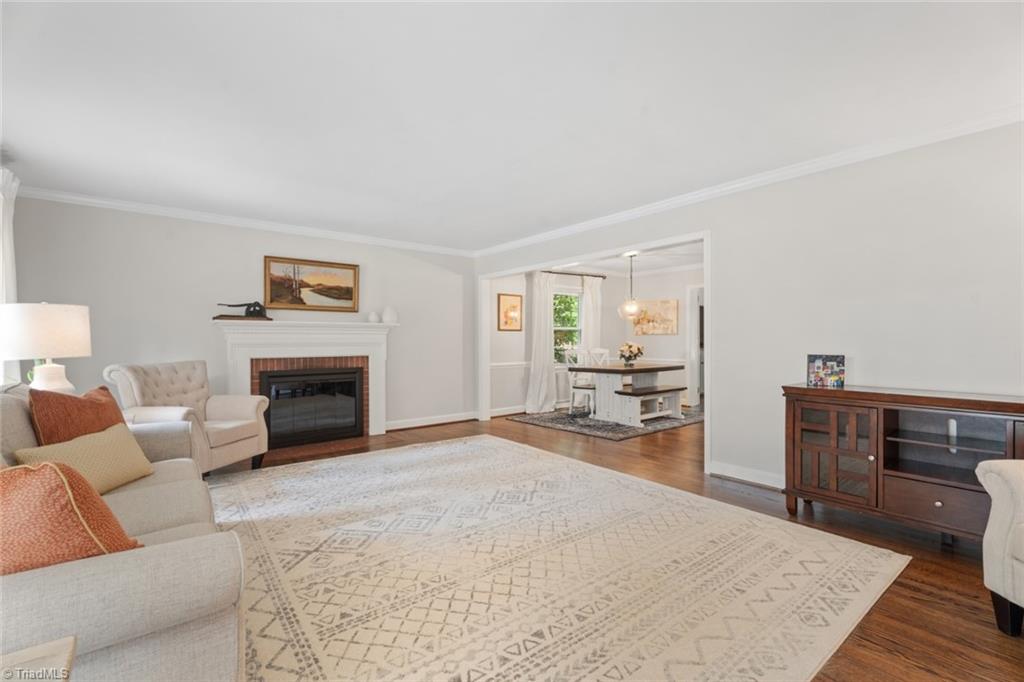 2727 Spring Garden Road Winston-Salem, NC 27106 - Photo 8 of 38 Gallery Image 8
